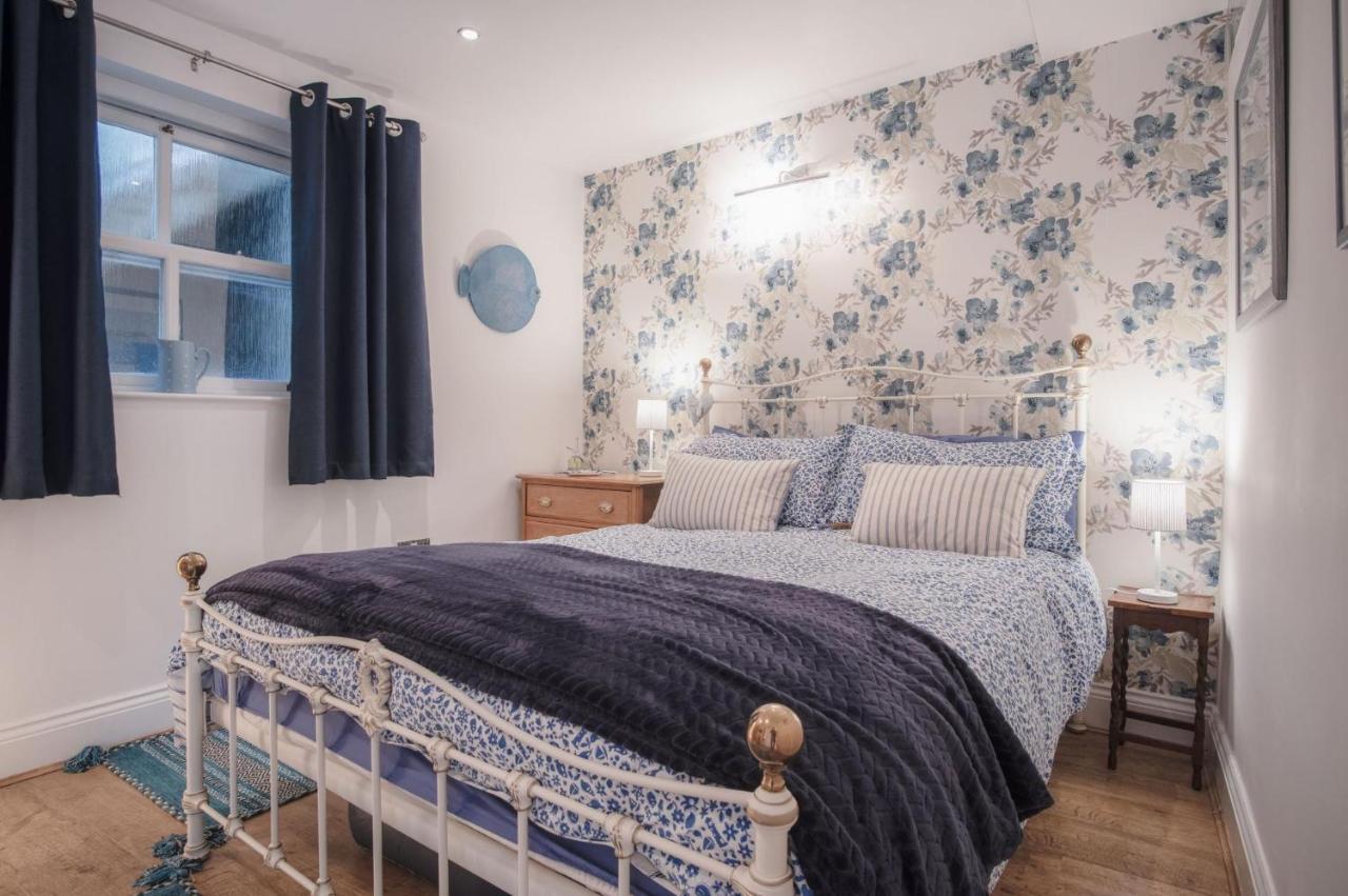 Goscar Court - 1 Bedroom Apartment - Tenby Bagian luar foto