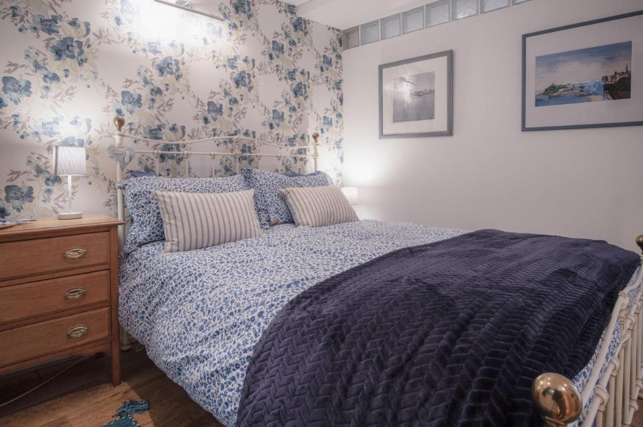 Goscar Court - 1 Bedroom Apartment - Tenby Bagian luar foto