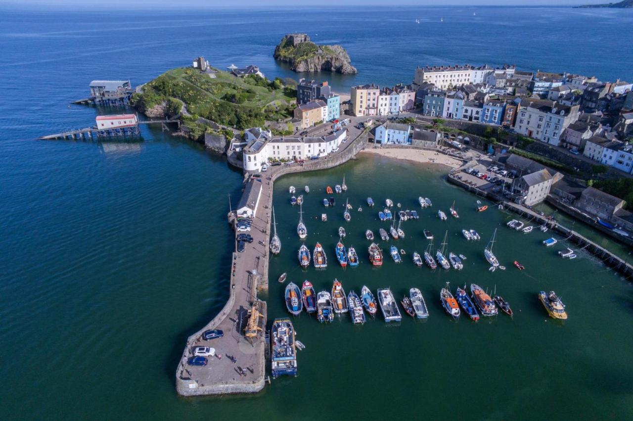 Goscar Court - 1 Bedroom Apartment - Tenby Bagian luar foto