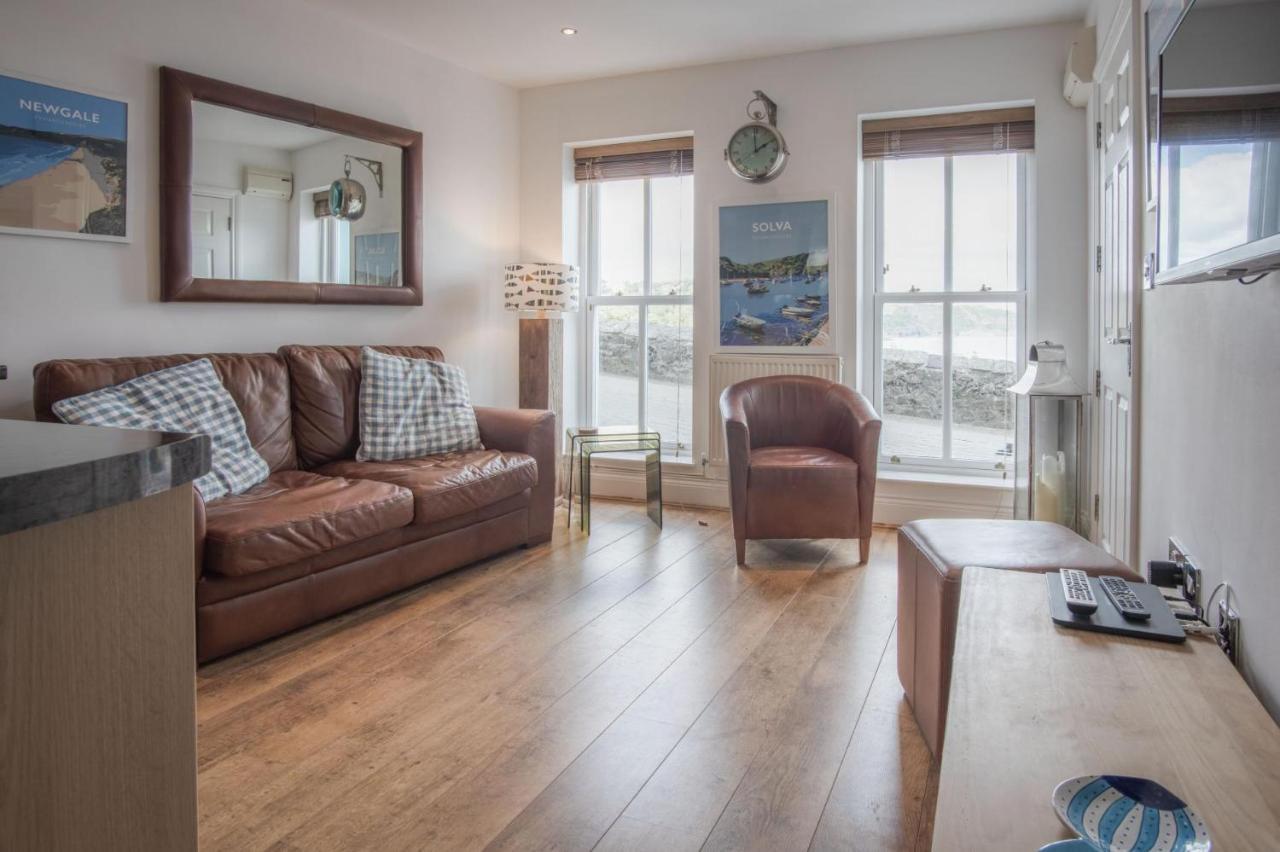 Goscar Court - 1 Bedroom Apartment - Tenby Bagian luar foto