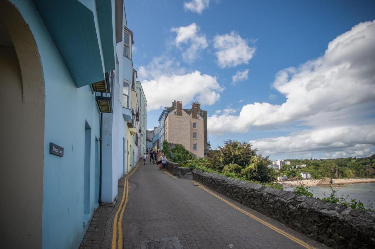 Goscar Court - 1 Bedroom Apartment - Tenby Bagian luar foto