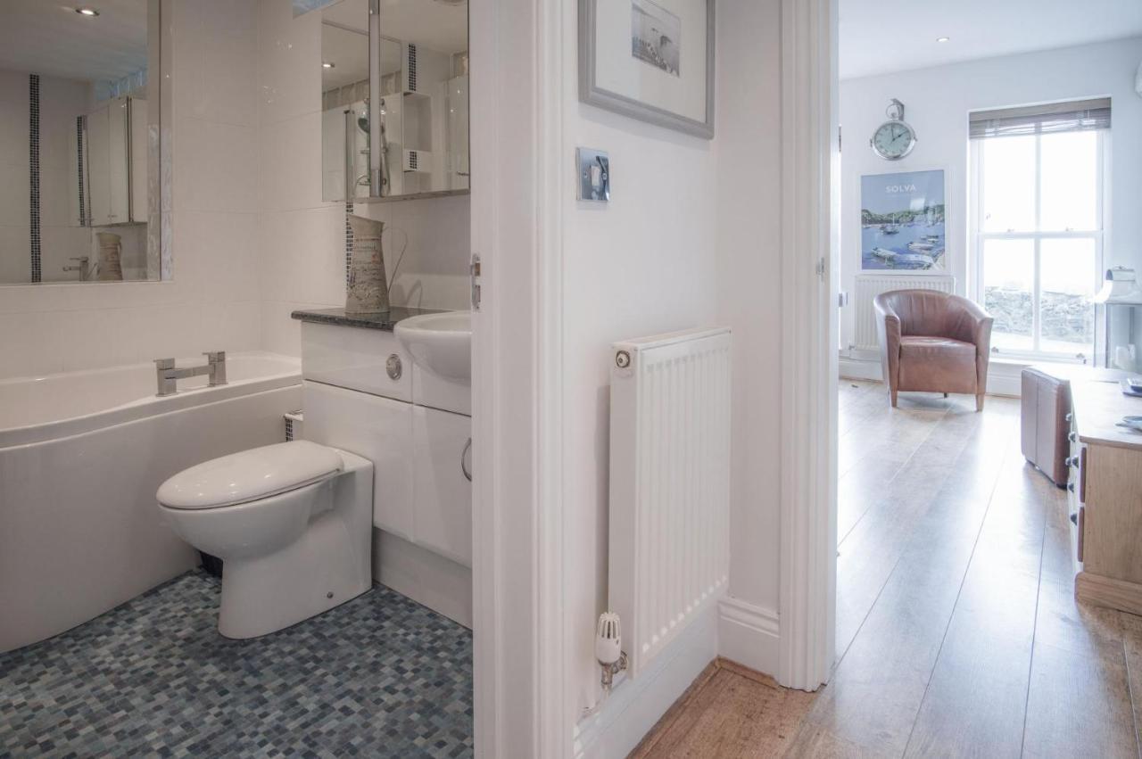 Goscar Court - 1 Bedroom Apartment - Tenby Bagian luar foto