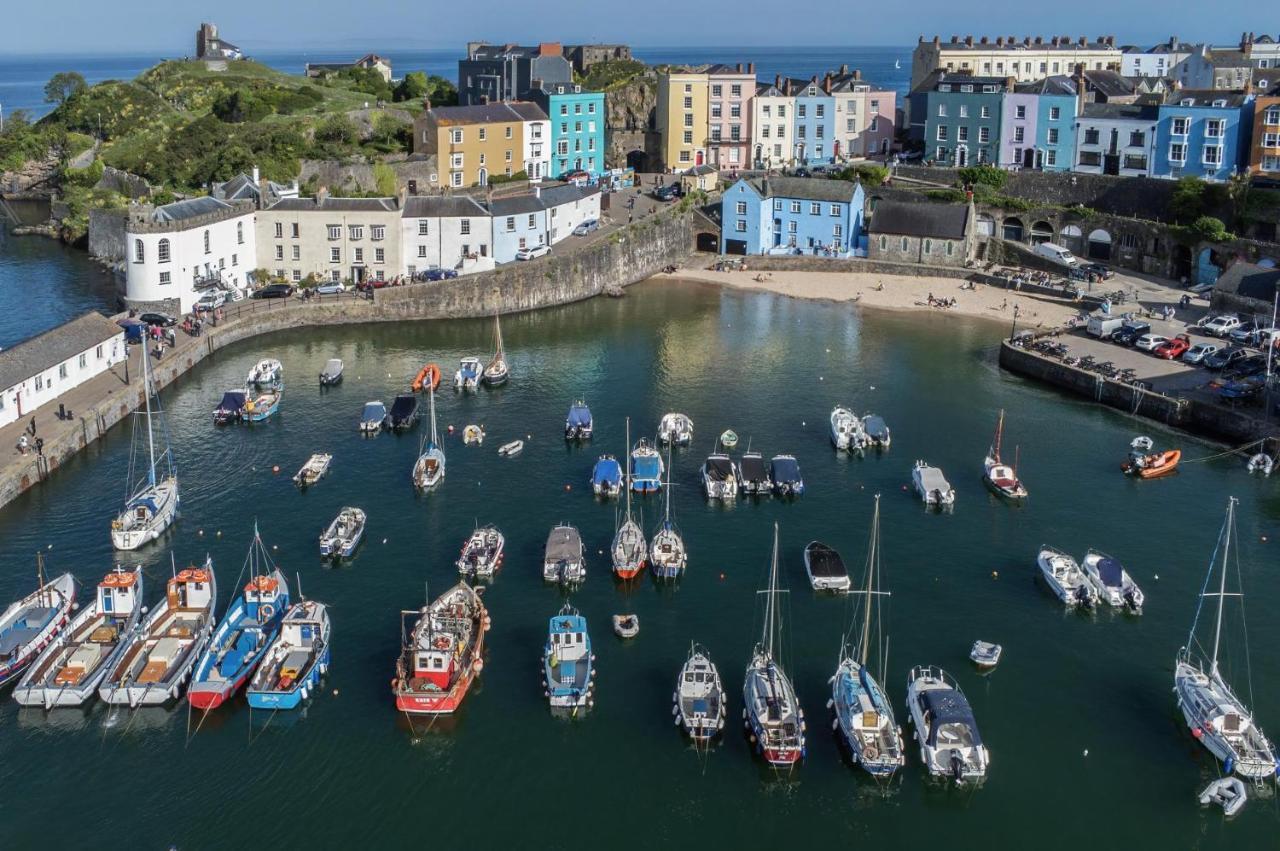 Goscar Court - 1 Bedroom Apartment - Tenby Bagian luar foto